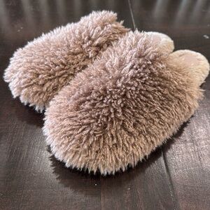 Anthropologie house shoes size large